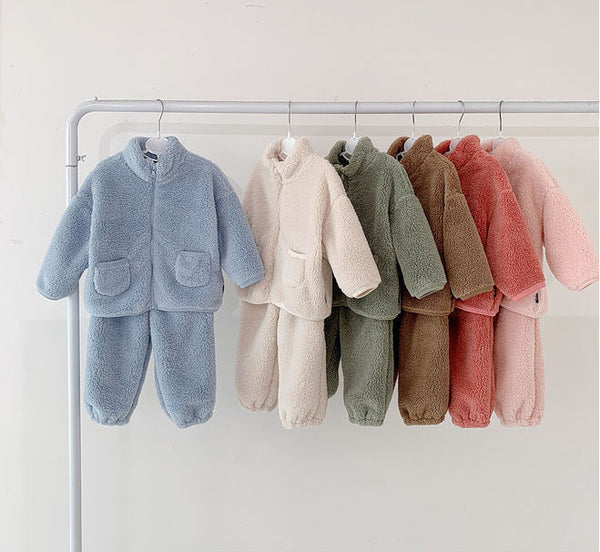 Costume Homme, Femme et Enfant