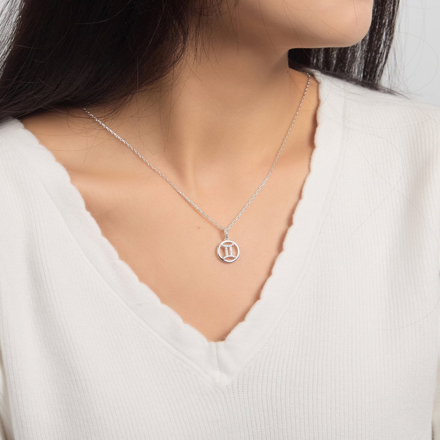 Collier zodiaque signe Gémeaux et carte de citation avec cristaux Zircondia®