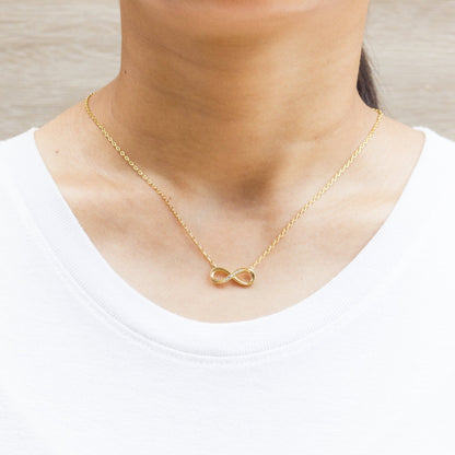 Collier avec pendentif infini plaqué or 18 carats orné de cristaux Zircondia®