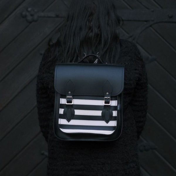 Sac à dos de ville en cuir fait main - Rayures Gothiques Blanches et Noires
