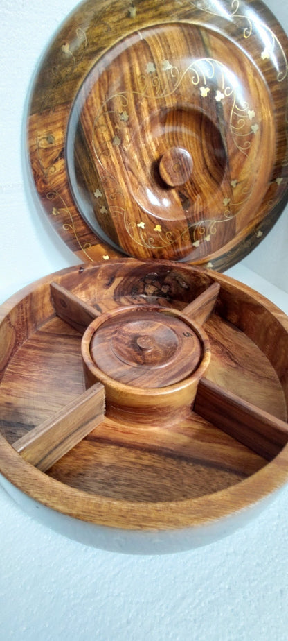 Hand crafted sasswood salad / dry fruit serving tray