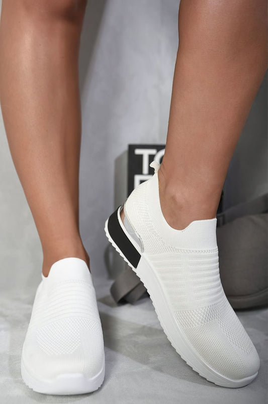 Baskets compensées sans lacets