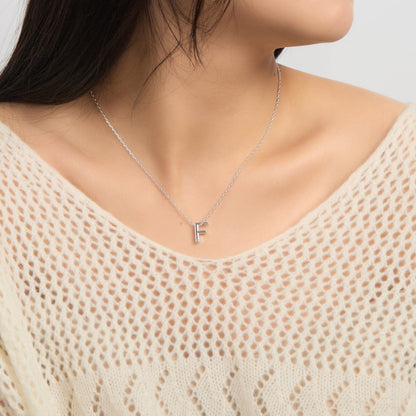 Collier Initial Lettre F Orné de Cristaux Zircondia®