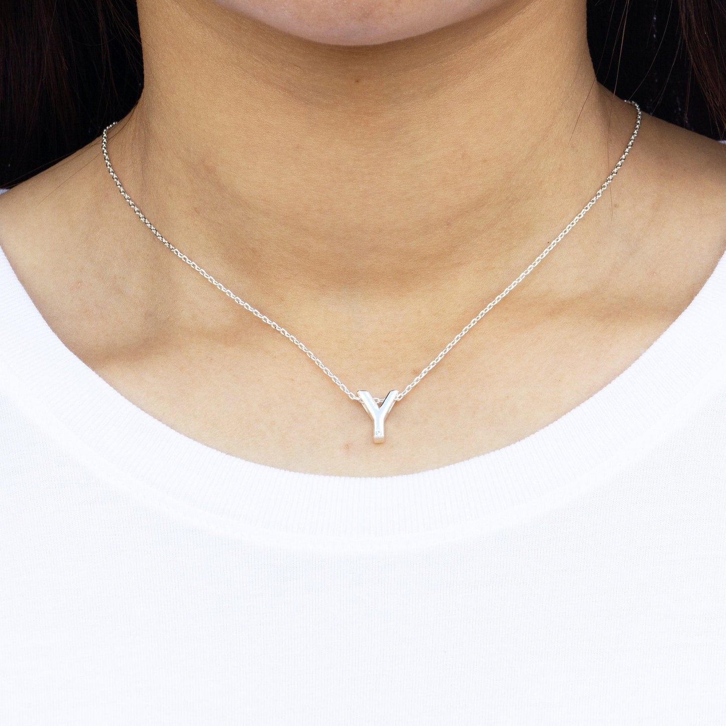 Collier Initial Lettre Y Orné de Cristaux Zircondia®