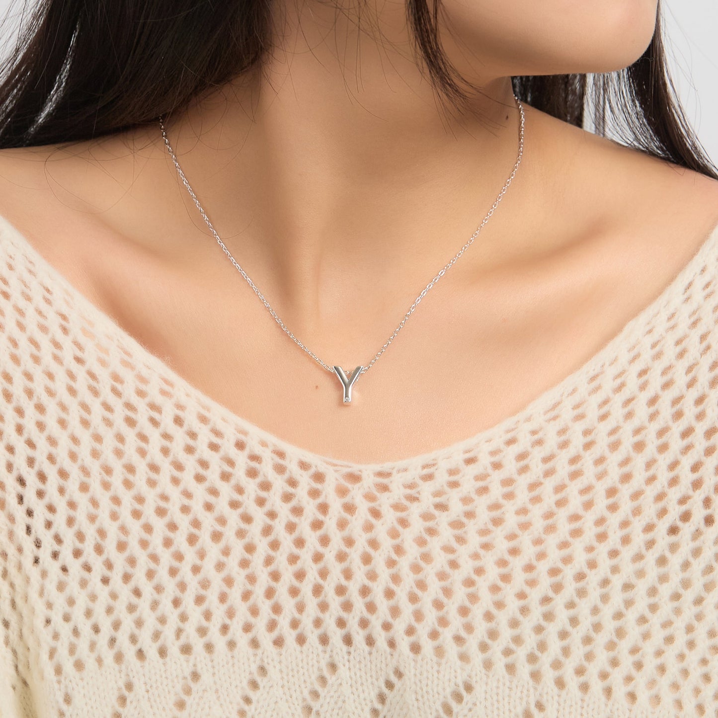 Collier Initial Lettre Y Orné de Cristaux Zircondia®