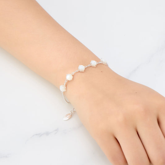 Mother of Pearl Gemstone Bracelet