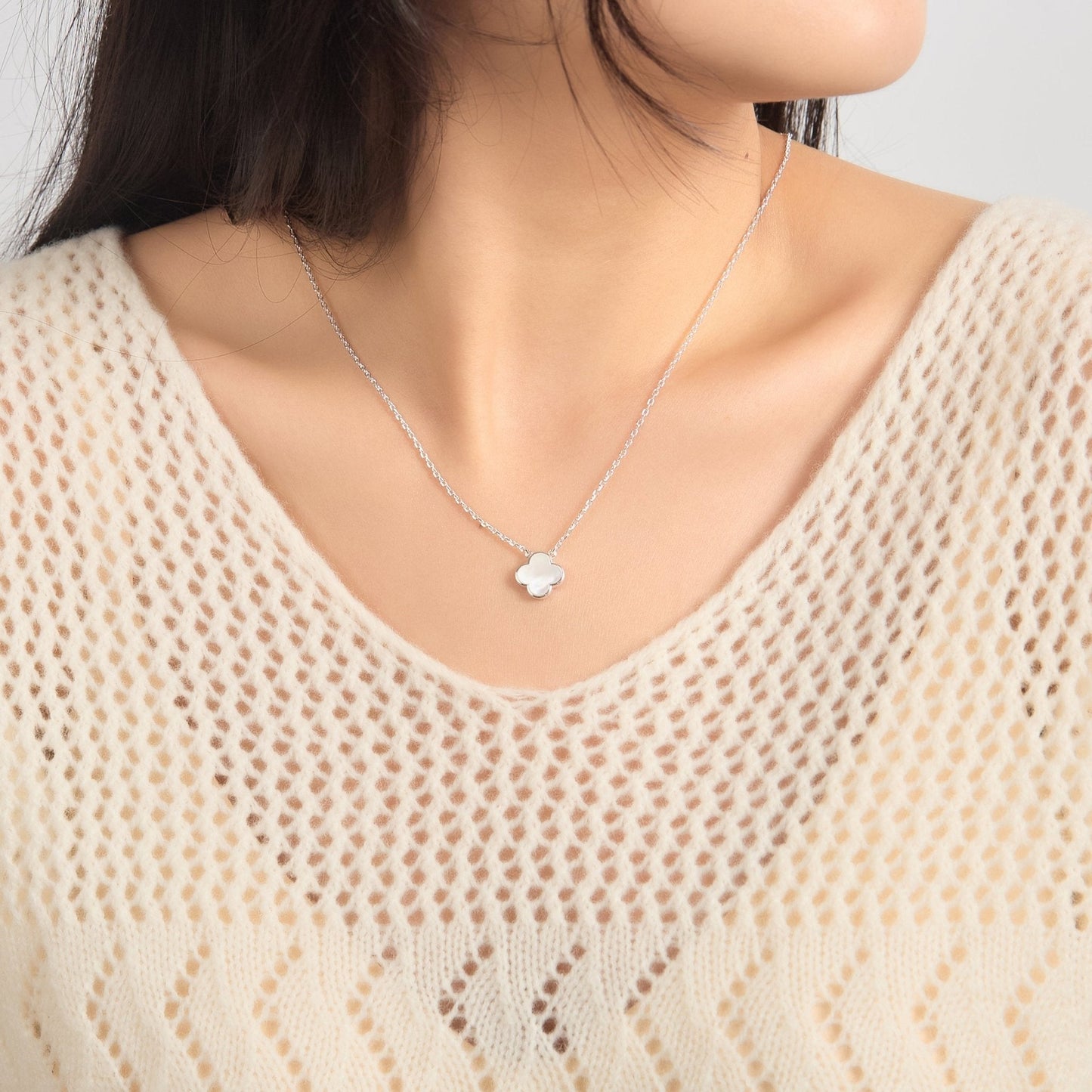 Mother of Pearl Gemstone Clover Necklace