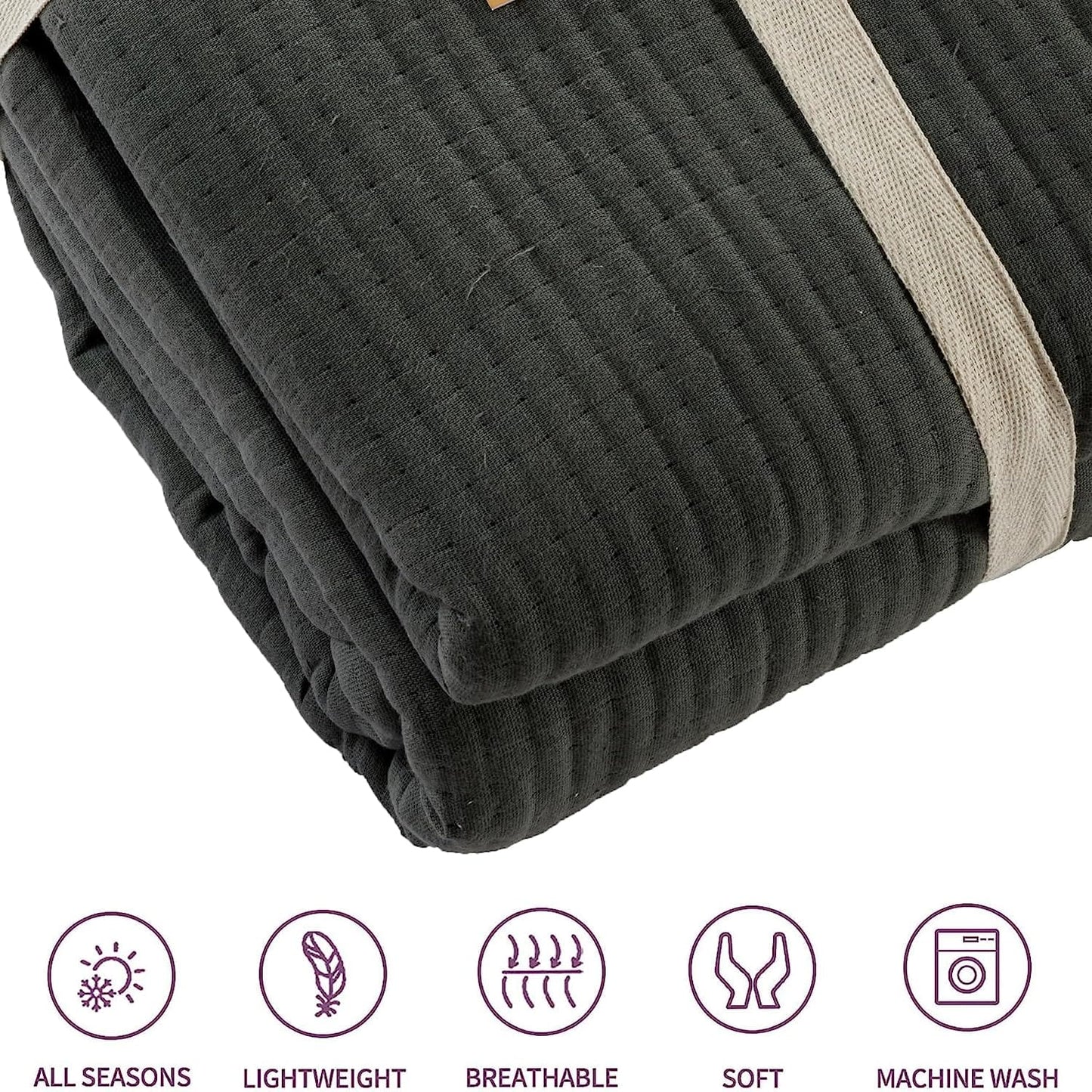 Jeté de lit matelassé Hotel Collection 240 x 260 cm en coton durable Doux et résistant Parure de lit blanche et grise pour une décoration de chambre élégante par OLIVIA ROCCO