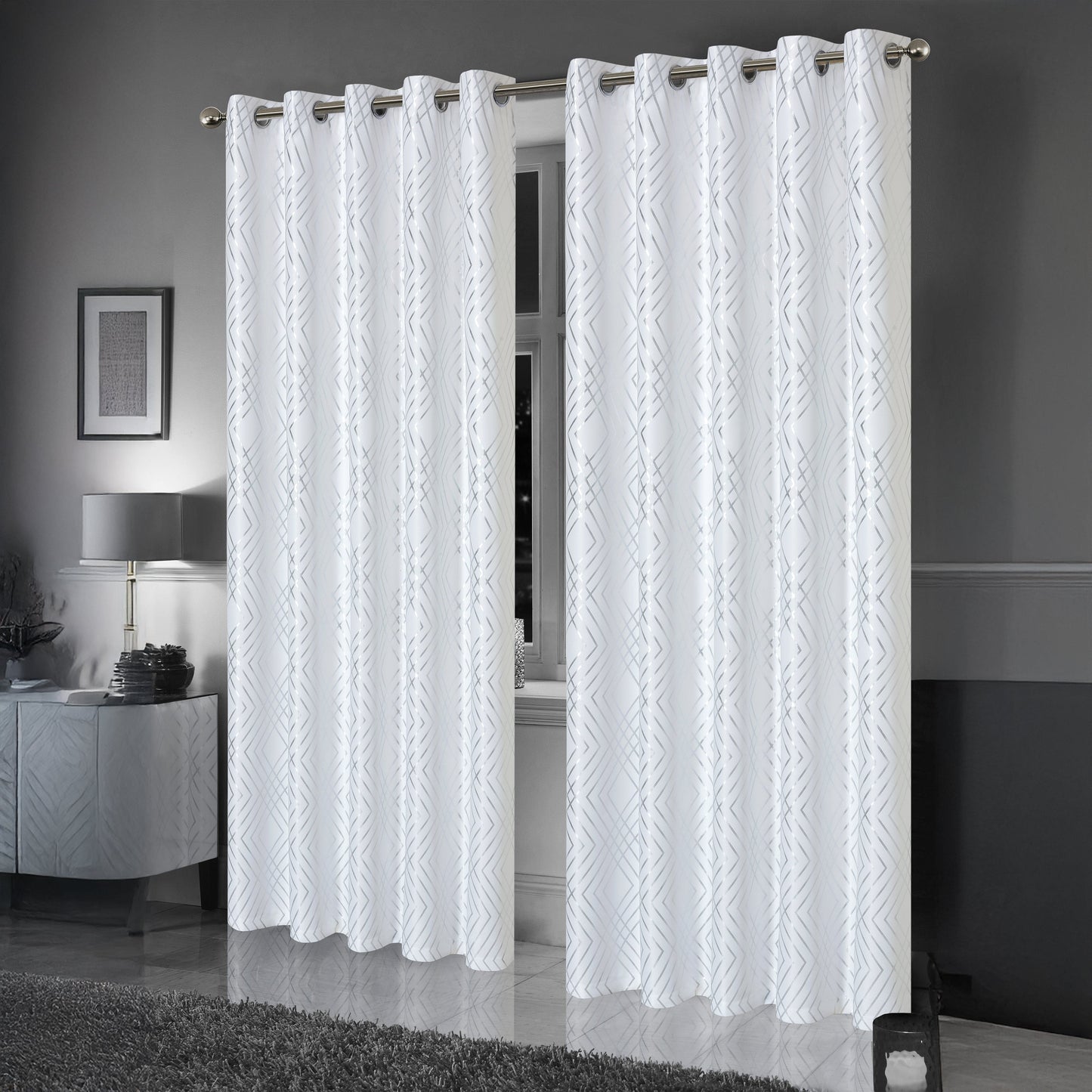 Rideaux occultants noirs à paillettes géométriques doux et isolants thermiques à œillets pour salon et chambre par OLIVIA ROCCO