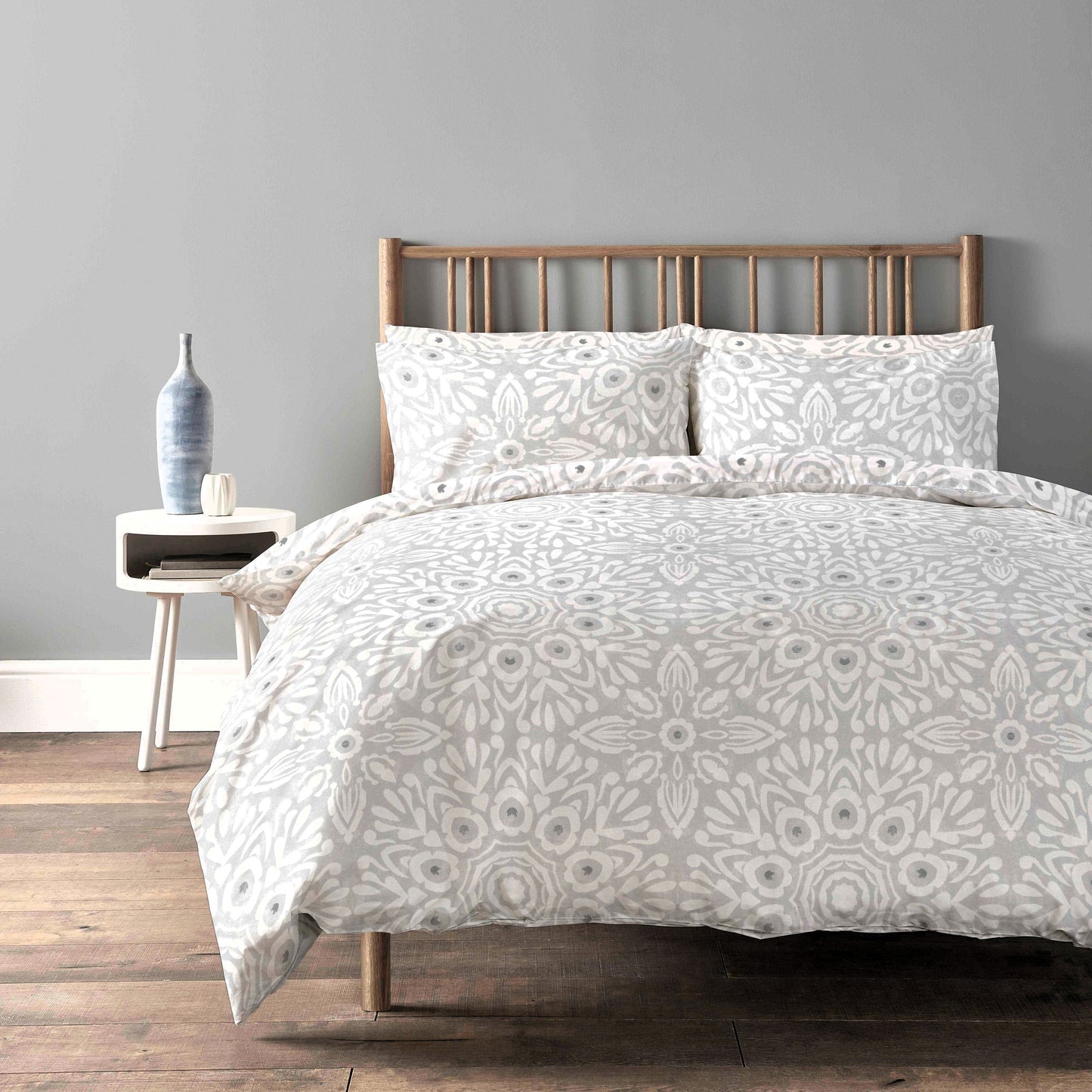 OLIVIA ROCCO Parure de Lit Luxe Ultra Doux Coton Riche Entretien Facile Confortable Housse de Couette et Taies d'Oreiller Incluses en Tailles Simple Double King