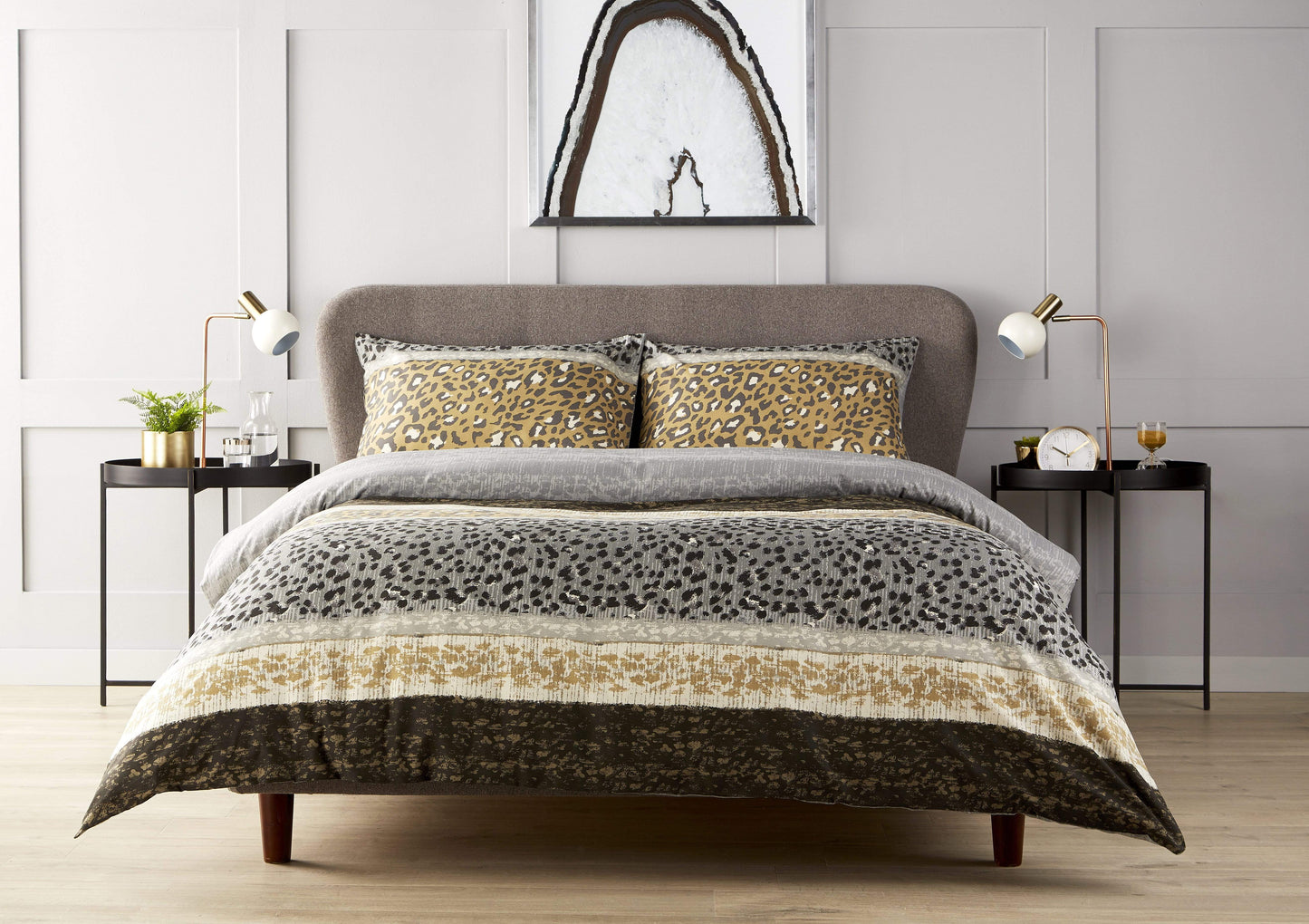 Parure de lit en coton majoritaire Safari Print avec motif jungle animale, tailles simple, double, king size, très grande taille, par OLIVIA ROCCO