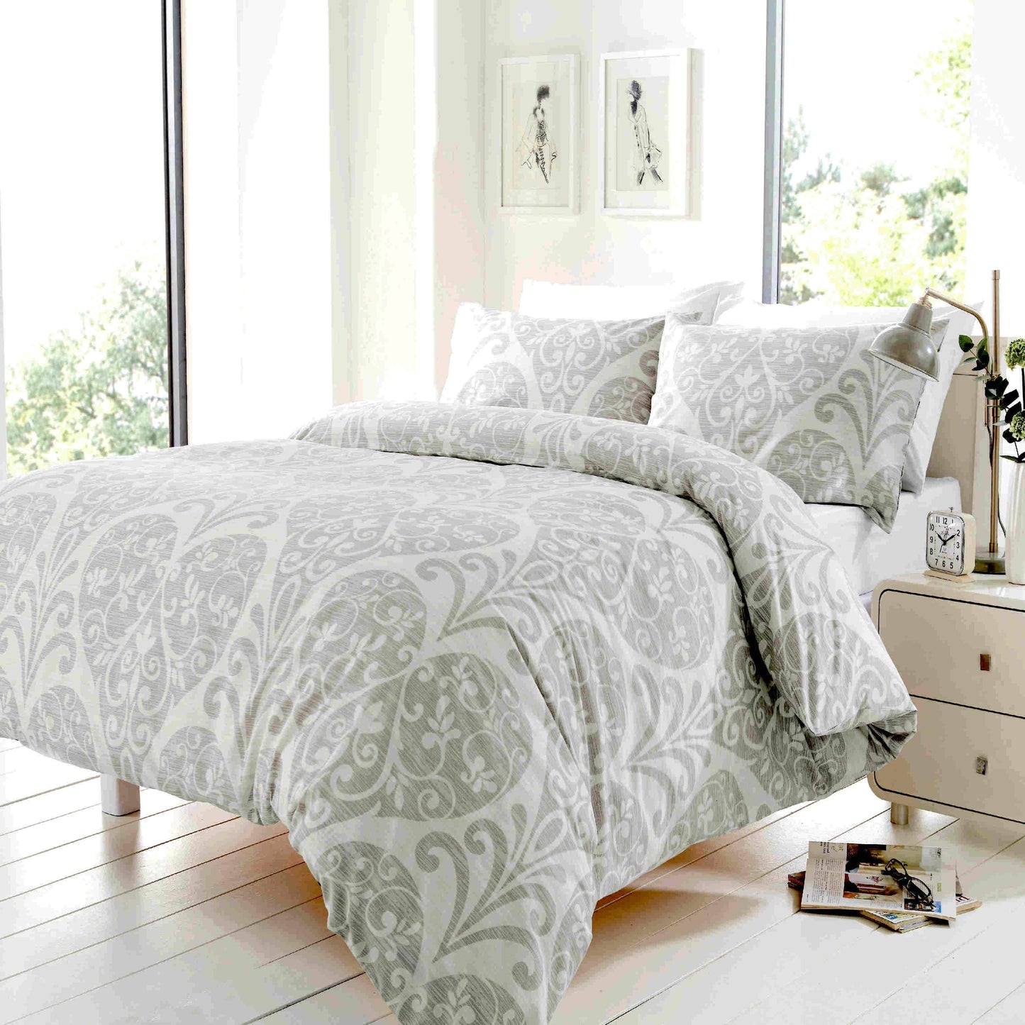 Parure de lit Chloé en mélange de coton élégant, luxueuse, certifiée OEKO-TEX, disponible en plusieurs tailles et couleurs pour un confort supérieur par OLIVIA ROCCO