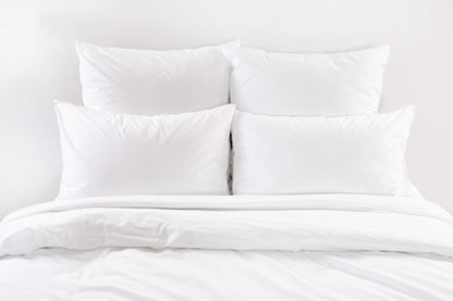 Parure de lit de luxe en coton majoritaire de Basics – Douce et durable – Disponible en tailles Simple, Double, King et Super King – Options de couleurs élégantes par OLIVIA ROCCO