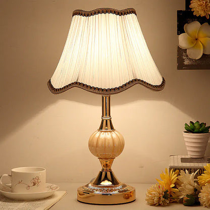 European Minimalist Glass Table Lamp - Vintage Style