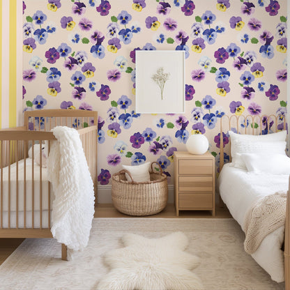PANSY PARTY VINTAGE CREAM WALLPAPER