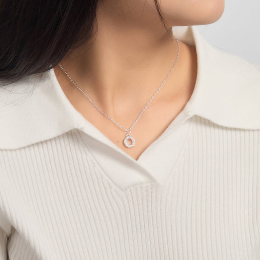 Collier Initiales Pavé Lettre O Orné de Cristaux Zircondia®