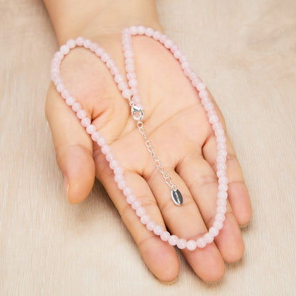 Collier en pierres précieuses de quartz rose, mini perles