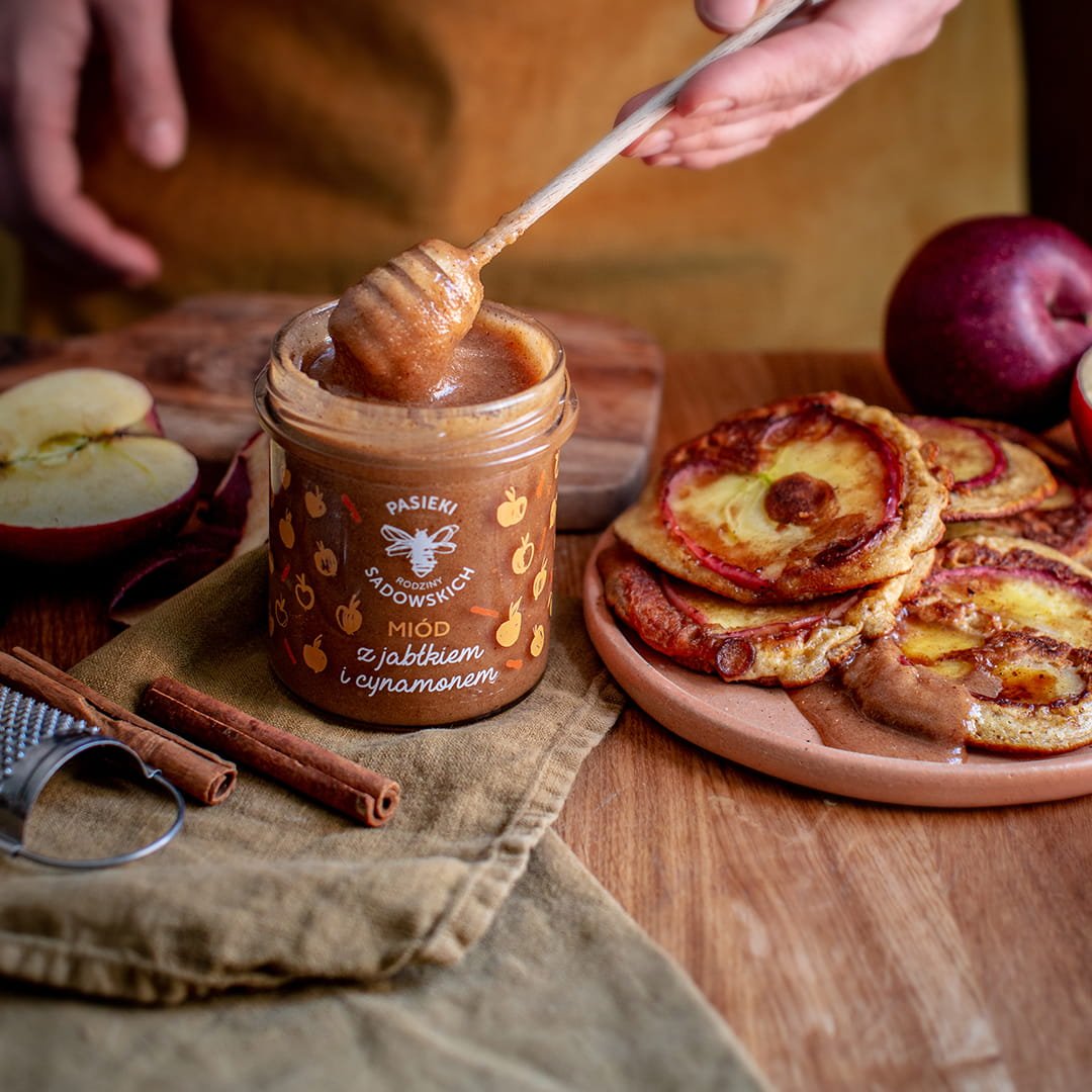 Honey with apple and cinnamon 430g
