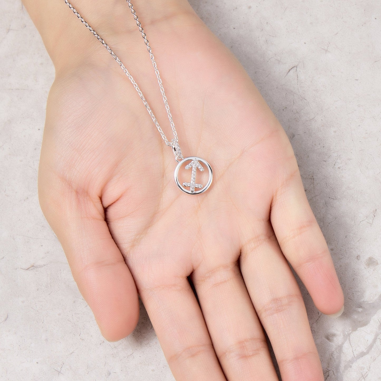 Collier signe astrologique Sagittaire et carte citation avec cristaux Zircondia®