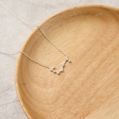Collier signe astrologique Scorpion, constellation du zodiaque et carte citation avec cristaux Zircondia®