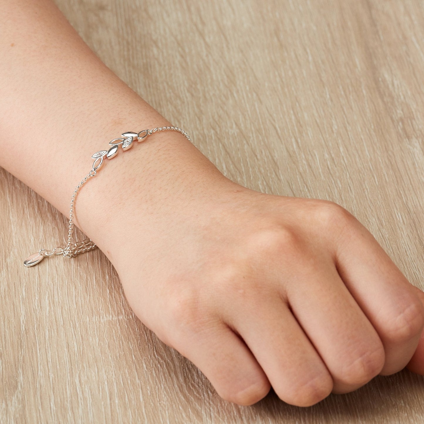 Silver Plated Leaf Chain Bracelet Created with Zircondia® Crystals
