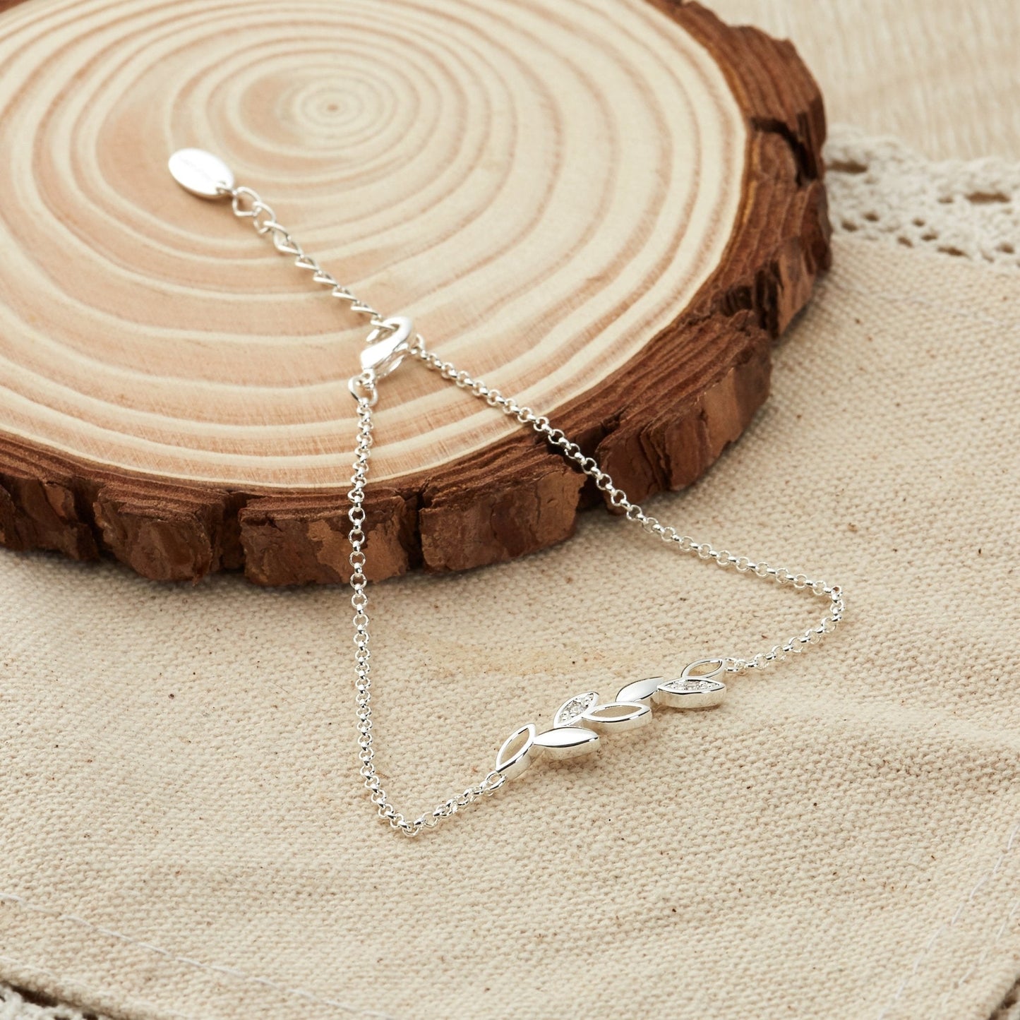 Silver Plated Leaf Chain Bracelet Created with Zircondia® Crystals