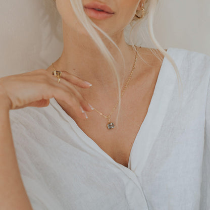 Large Gold Green Quartz Necklace - Giselle