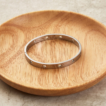 Stainless Steel Star Bangle (7 Inch)