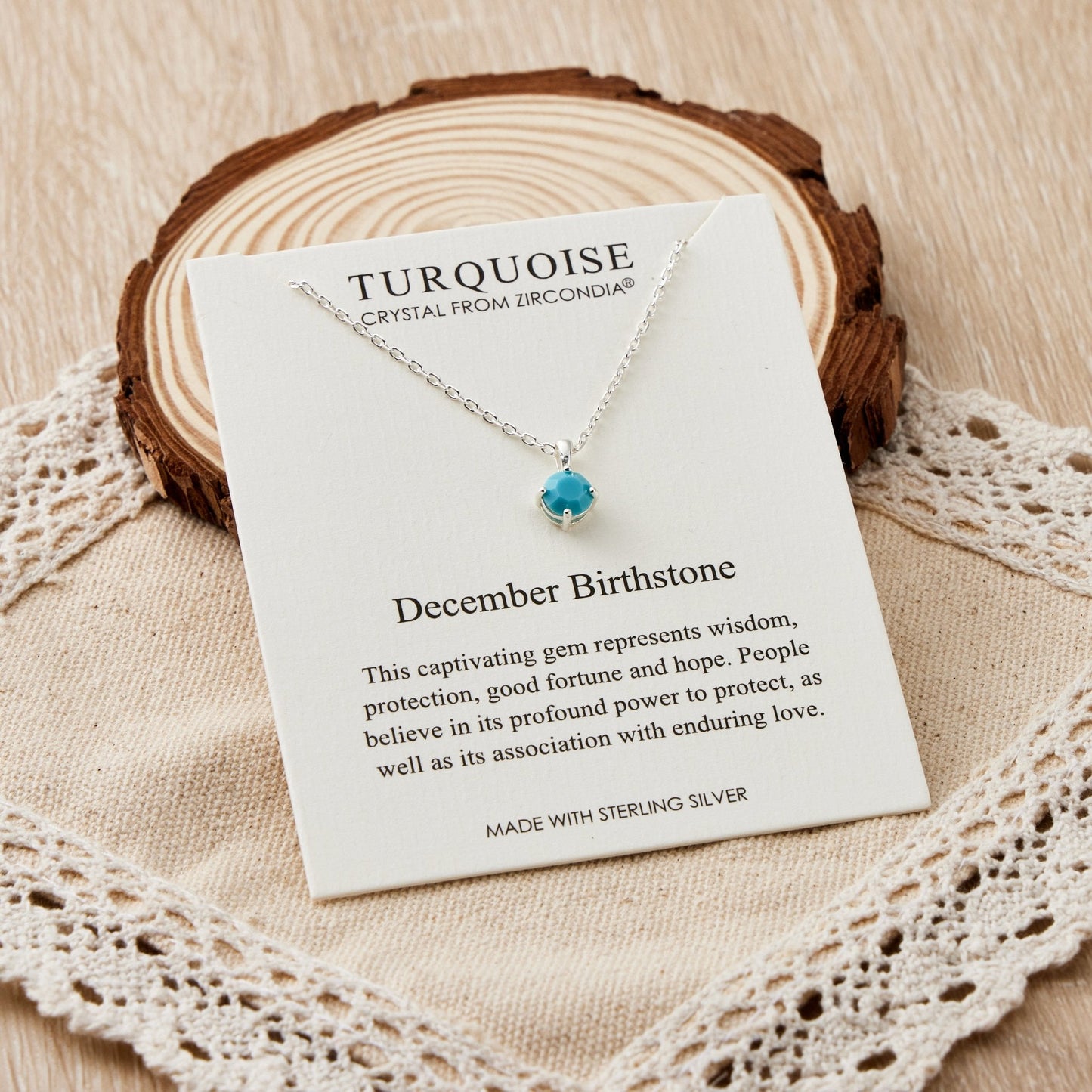 Collier en argent sterling avec pierre de naissance de décembre (turquoise) créé avec des cristaux Zircondia®