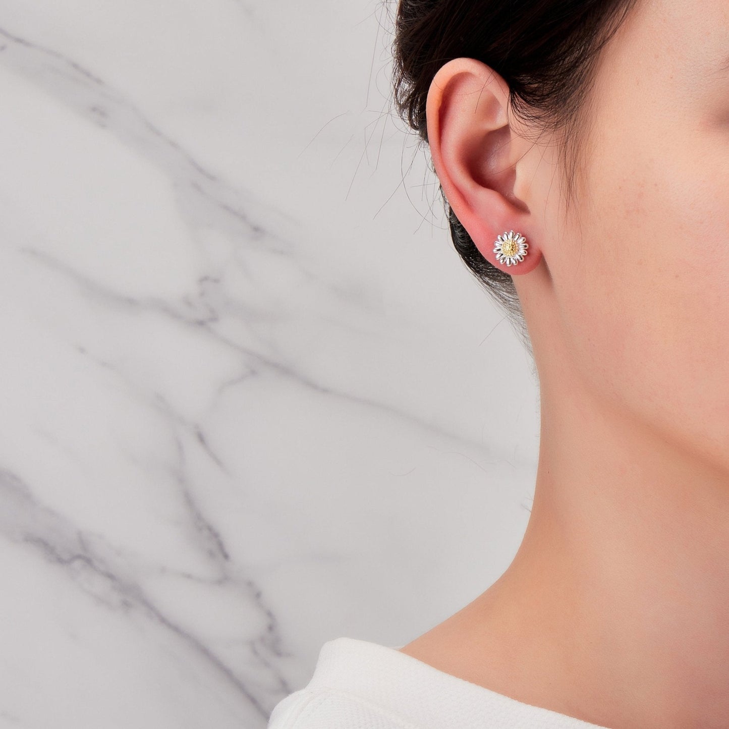 Thank You for Helping Me Grow Daisy Earrings