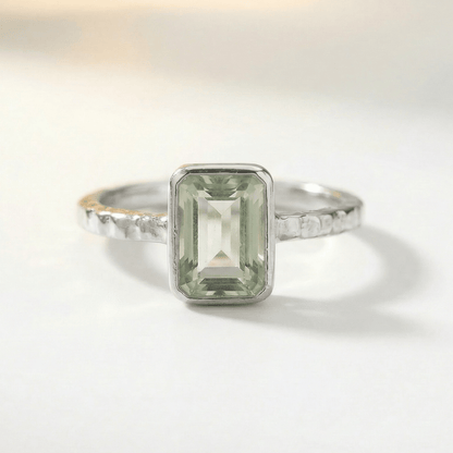 Tidewashed Green Quartz Ring - Octagonal Gemstone & Hammered Band
