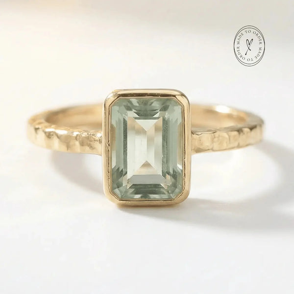 Tidewashed Green Quartz Ring - Octagonal Gemstone & Hammered Band