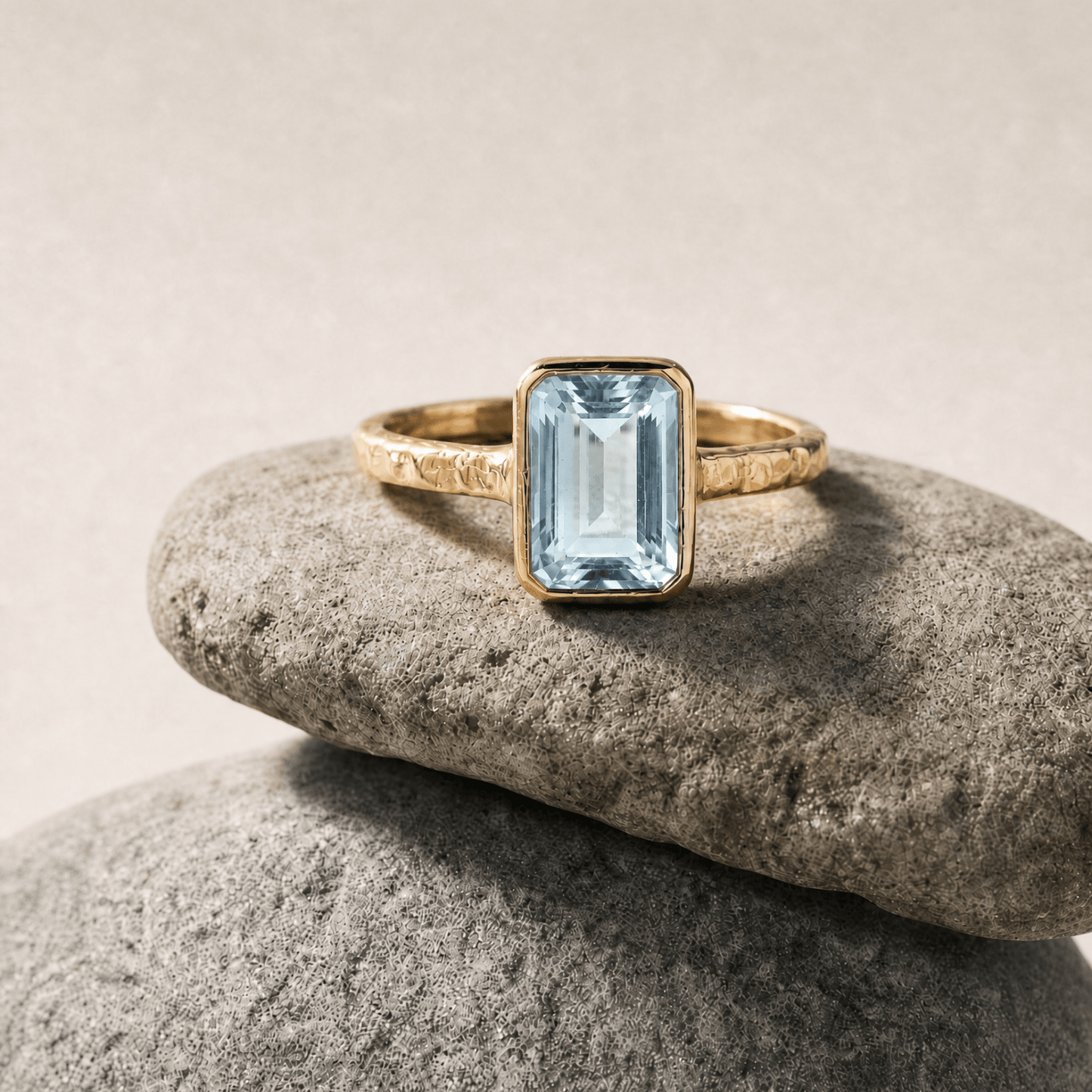 Tidewashed Sky Blue Topaz Ring – Octagonal Gemstone & Hammered Band