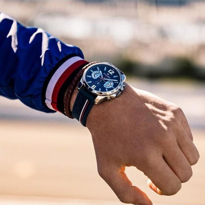Montre Tommy Hilfiger 1791476 Decker pour homme avec bracelet en silicone bleu