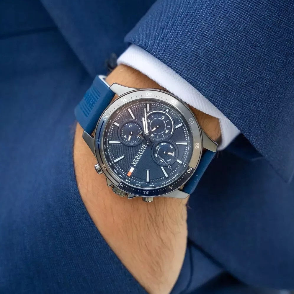 Montre homme Tommy Hilfiger 1791721 Bank en silicone bleu