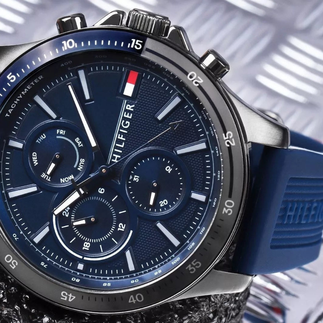 Montre homme Tommy Hilfiger 1791721 Bank en silicone bleu