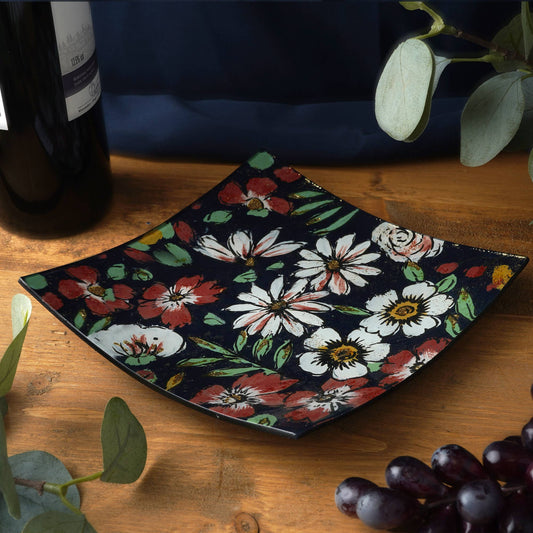 Petite assiette carrée en verre Twilight Bloom dans sa boîte cadeau